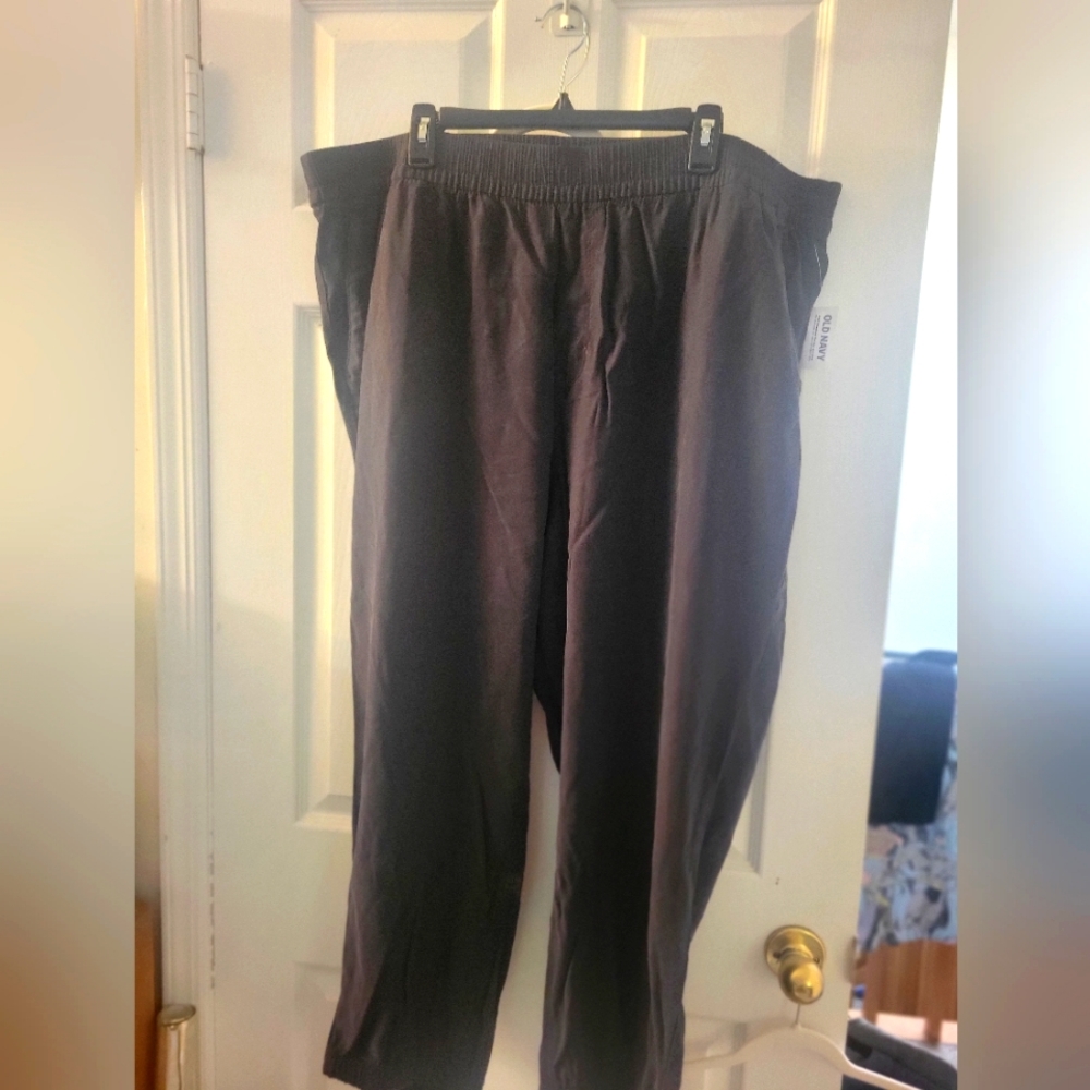 Joggers material NWT